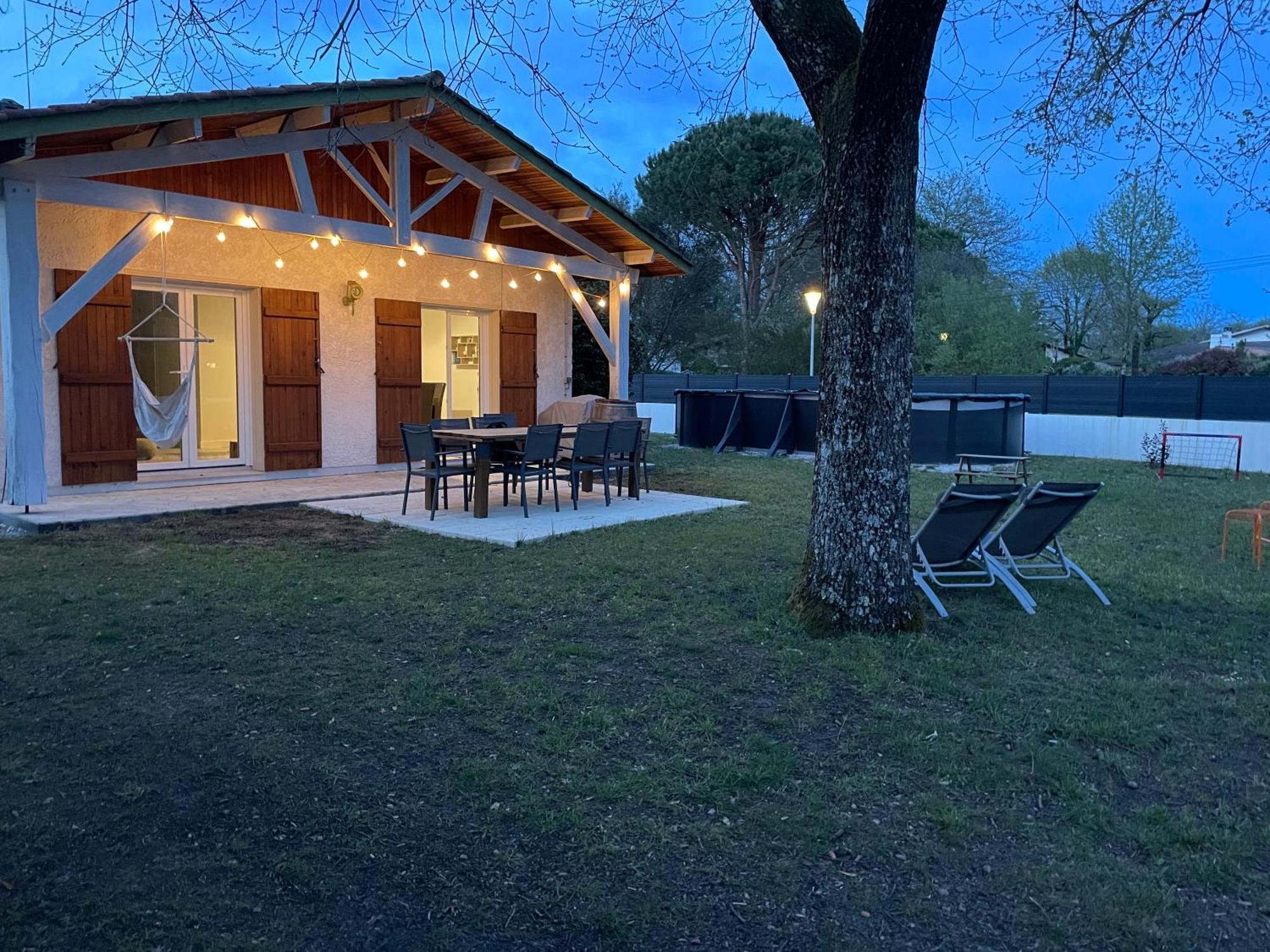 Villa Au Calme Avec Piscine, Grand Jardin Et Studio Independant Andernos-les-Bains Esterno foto